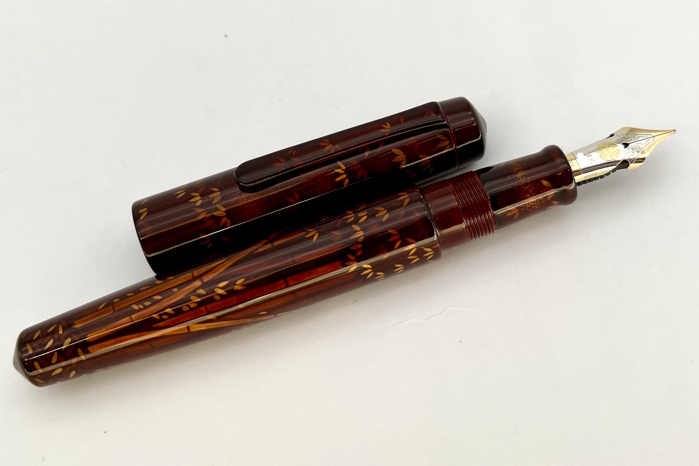 NakayaPiccoloLongTwoLayeredTameSukashiBambooWoodsFountainPenwithtwolayeredclip_H